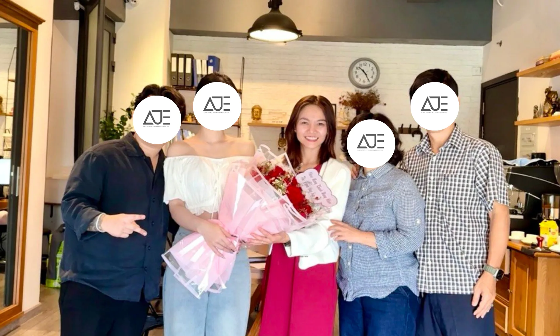 AT Express Việt Nam và khách hàng định cư thành công